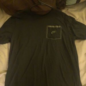 MENS NIKE T SHIRT